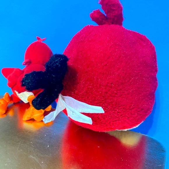 ANGRY BIRDS RED & MATILDA PLUSH & RED CARDINAL SQUEAKER PLUSH VTG 2004 - Picture 11 of 16